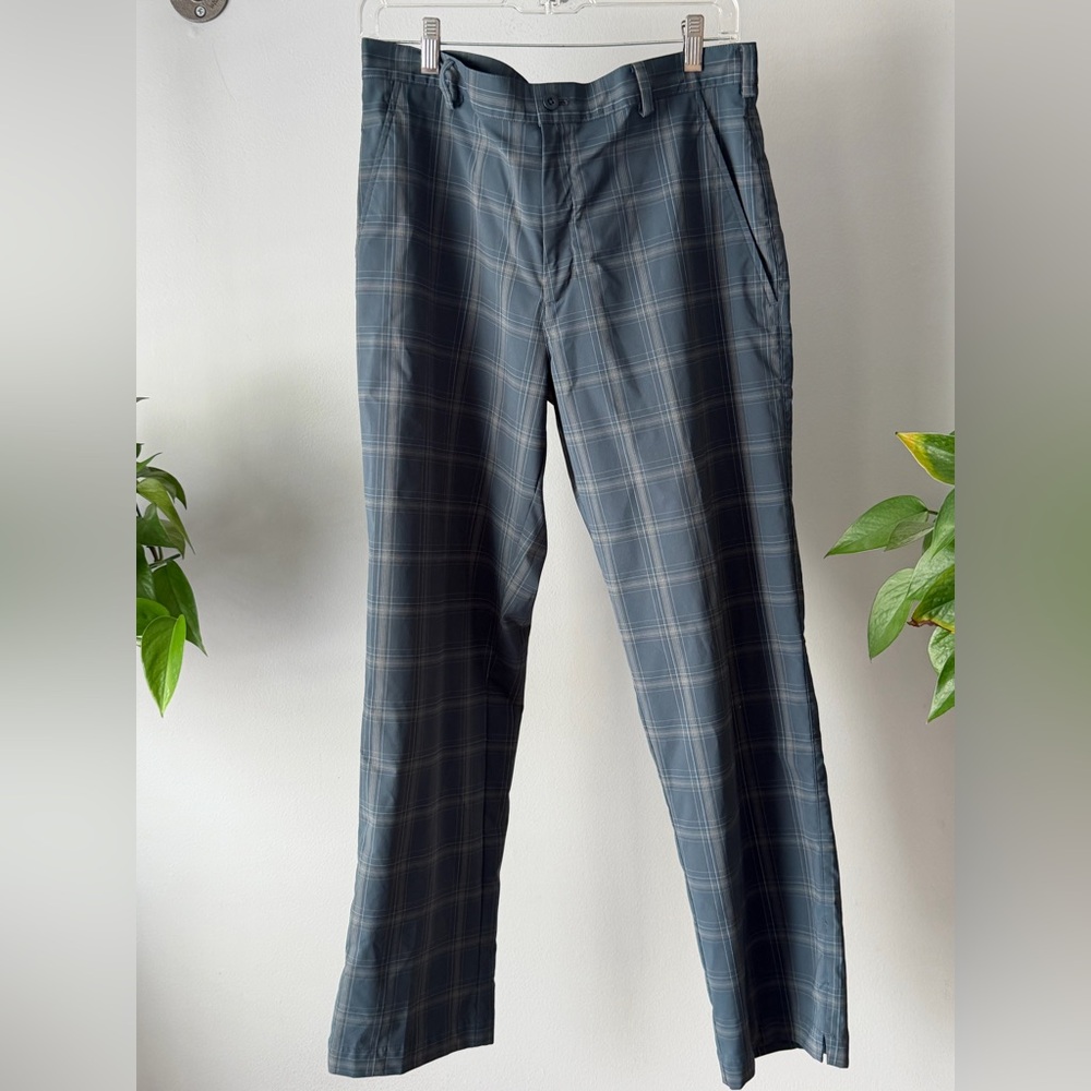 Nike Dri-FIT Men's Gray Blue Plaid Golf Pants Size: 33/30.